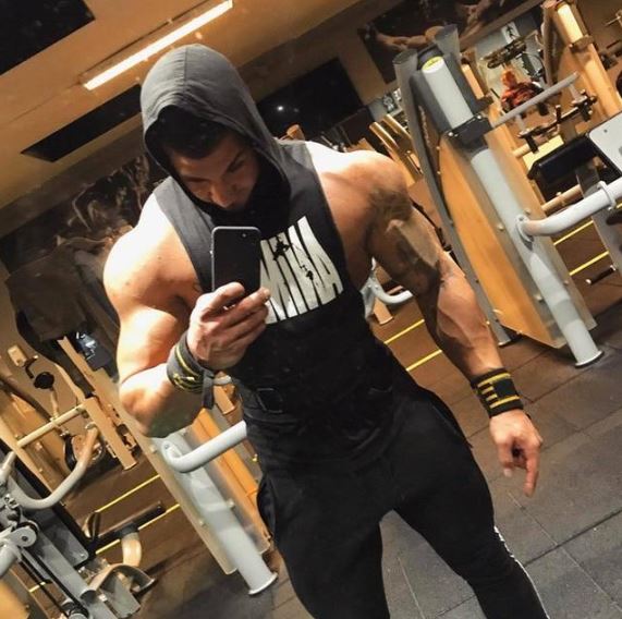 The Ultimate Guide to Gym T-Shirts for Men: Style, Comfort, and&nbsp;Performance